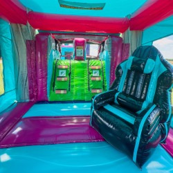att.zc4qUafqiZ3LPNb4is0TMR98Kli 9u2cO8VatUu5pXI 1754519506 Glitch Gaming Combo Bounce House & Water Slide wet/dry